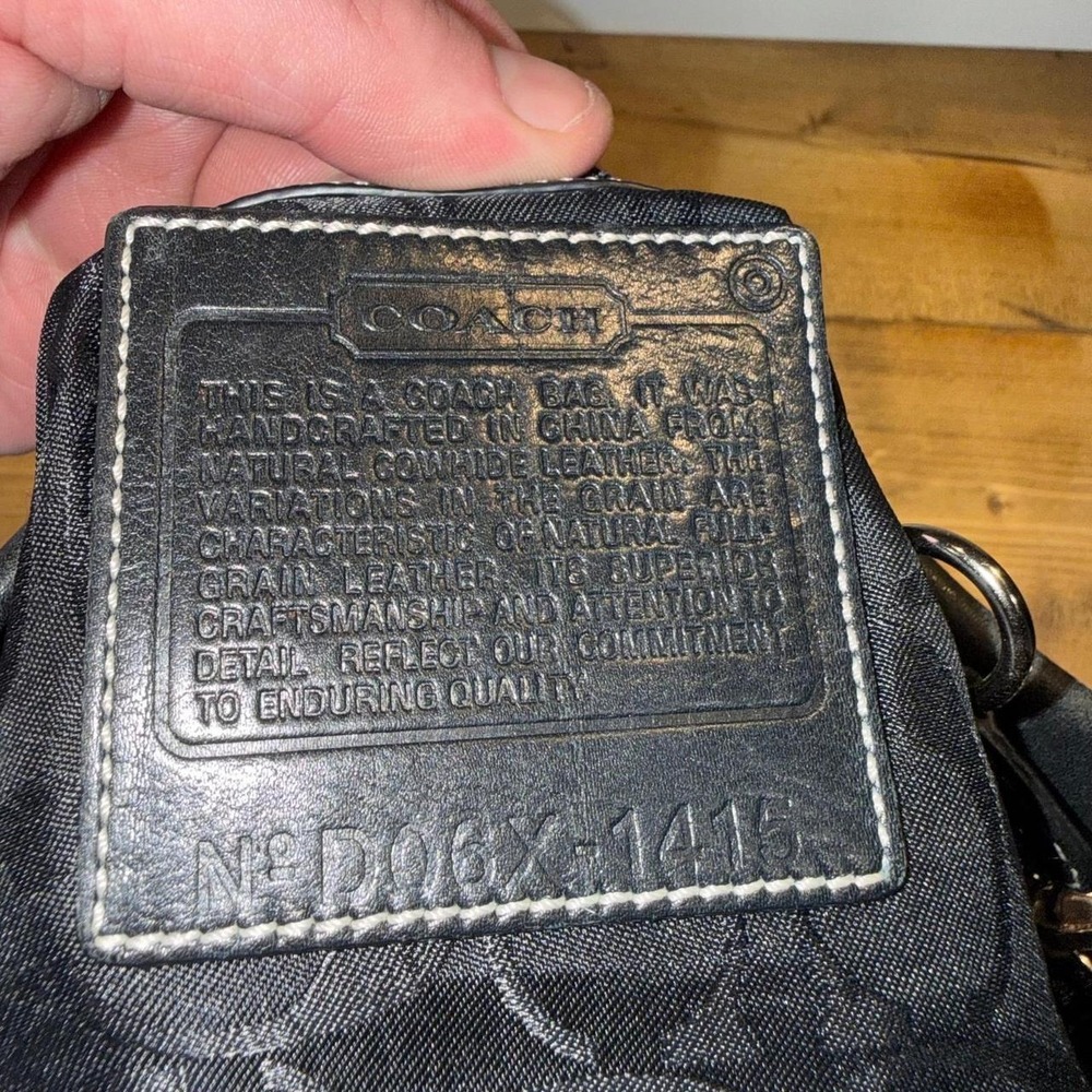 Vintage Coach Legacy Slim Duffle Crossbody Bag 1415 Black Leather Hangtag Tassel - Picture 5 of 5